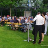 hessen-in-berlin.de | Gäste im Park der Landesvertretung